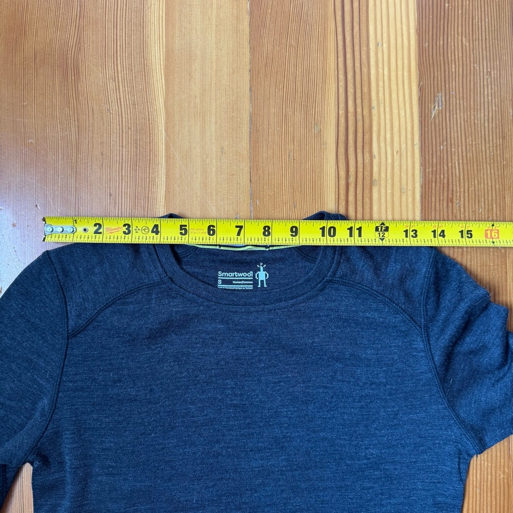 SMARTWOOL Women's Classic Thermal Merino Base Layer Crew sz Small Heather Gray - Picture 6 of 9